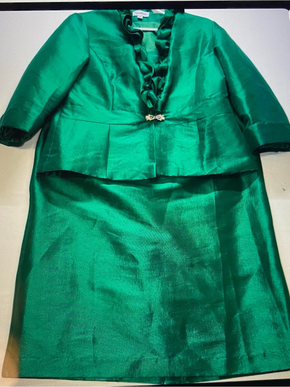 Nicolette Emerald Green Women’s Skirt Suit Size 16